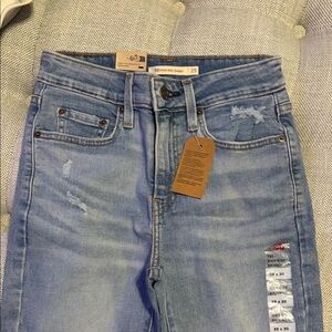 Levi's Light Blue High-Rise Skinny Jeans